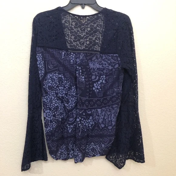 LOVESTITCH Womens Large Bell Sleeve Mixed Media Cross Front Blouse Top NWOT Blue - Picture 10 of 14